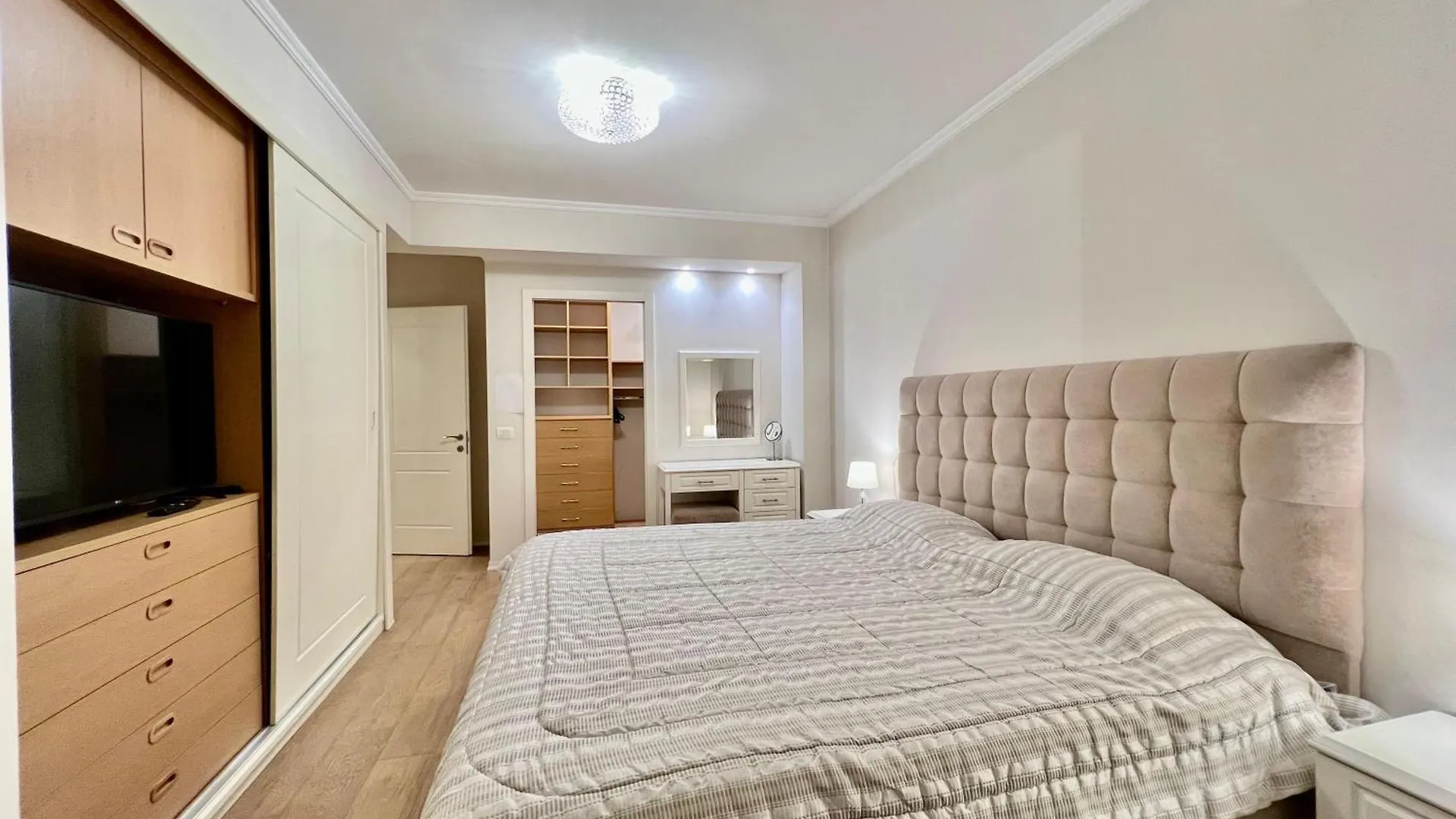 Top House Тирана