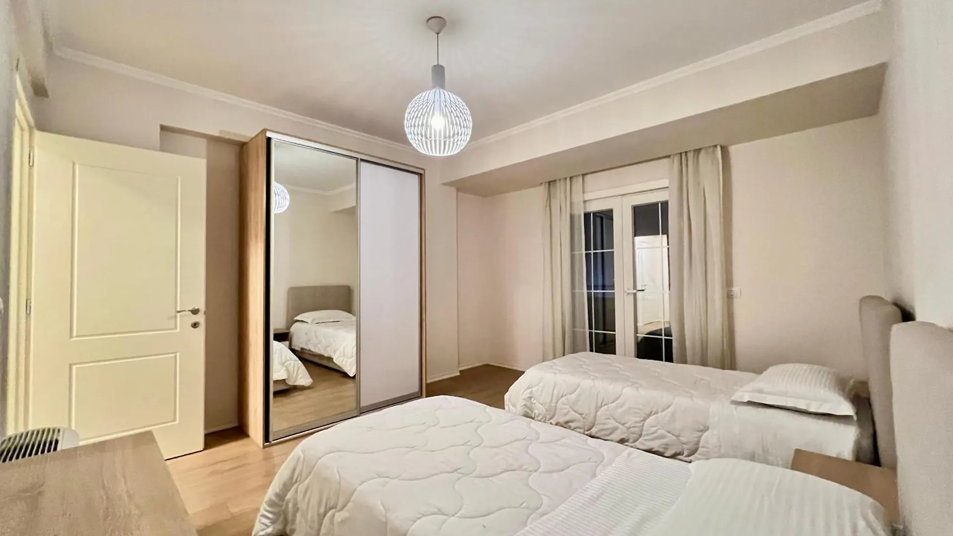 Апартаменты Top House Тирана